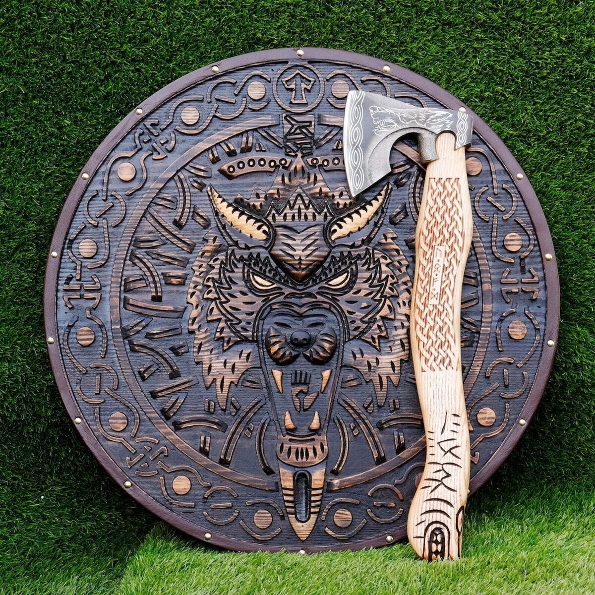 Handcrafted Viking Wolf Shield & Axe Set – Carved Wooden Shield with Damascus Axe