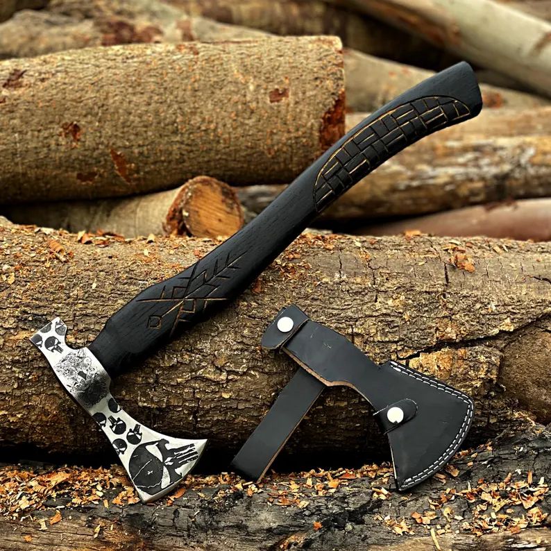🪓 Ravenstrike Axe – Hand-Forged Viking Axe with Monster Engravings and Burnt Ash Handle