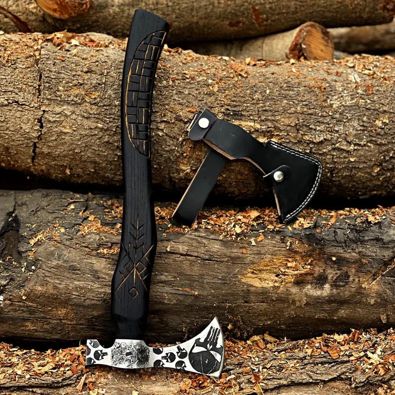 🪓 Ravenstrike Axe – Hand-Forged Viking Axe with Monster Engravings and Burnt Ash Handle
