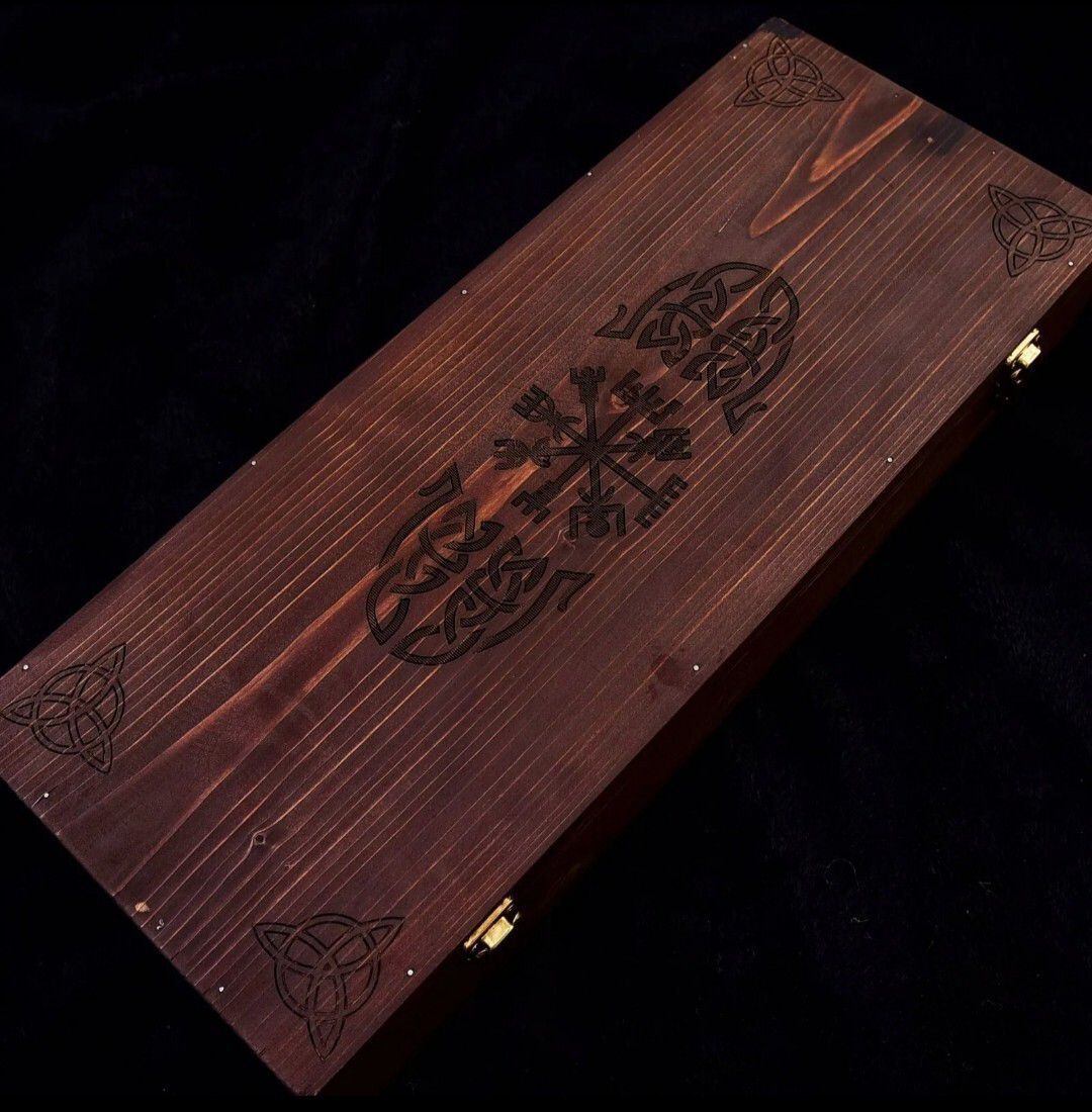 ⚒️ Mjölnir’s Heir – Viking Hammer of Valor with Rune Engravings (Collector’s Edition)