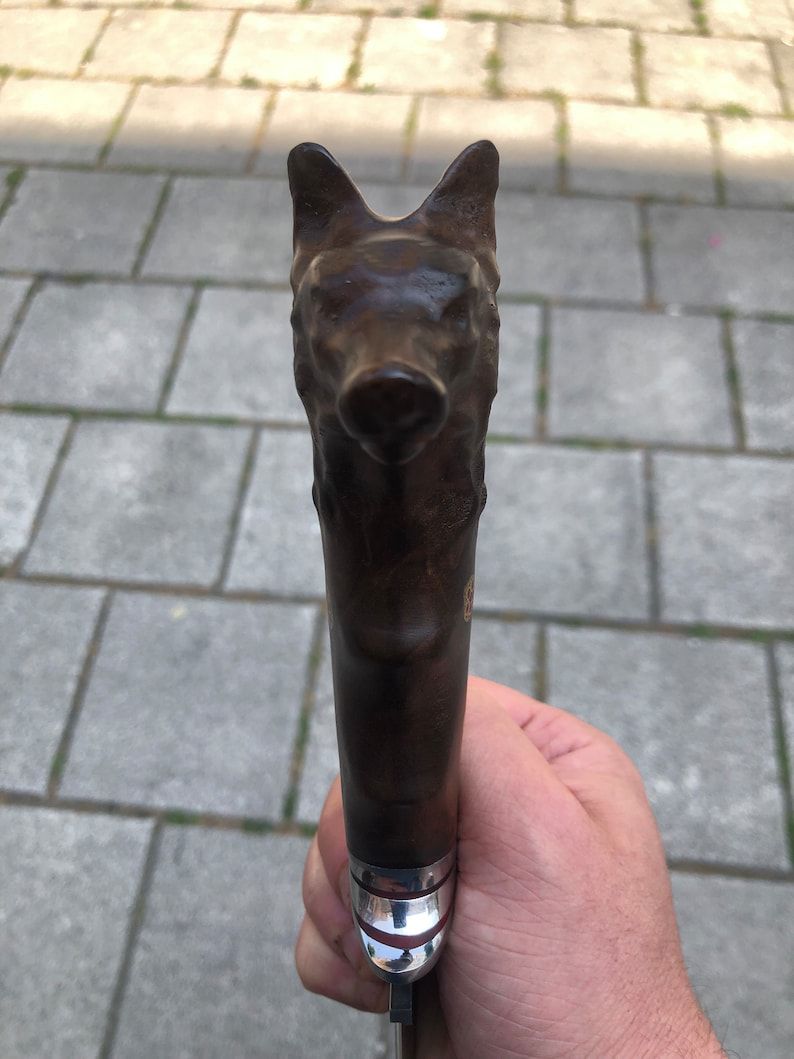 Handcrafted Wolf Handle Hunting Knife with Leather Sheath – Premium Outdoor & Collector’s Edition