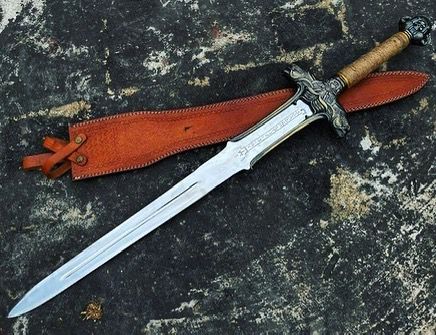 ⚔️ Oathkeeper – Medieval Knight’s Sword with Leather Scabbard