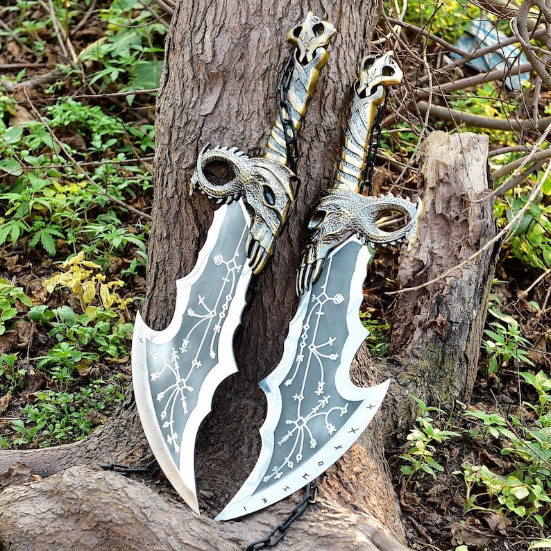 God of War Blades of Chaos – Metal Twin Swords with Wall Plaque